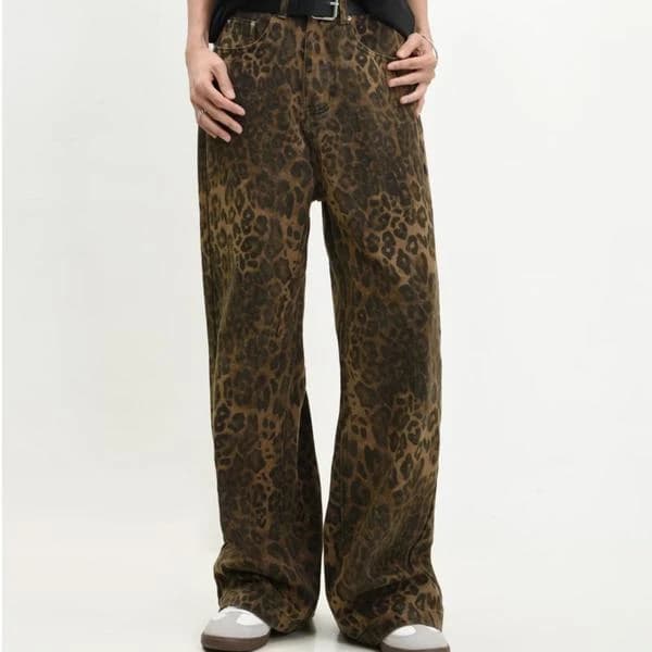 Brune leopardjeans - Damejeans med vide ben - Leopardmønster leopardtrykk leopardprint M leopard print M