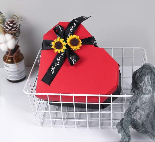 Love Surprise Present Box - Love Explosion Present Box - Explosion - Present Box - Photo Album - Present - Birthday