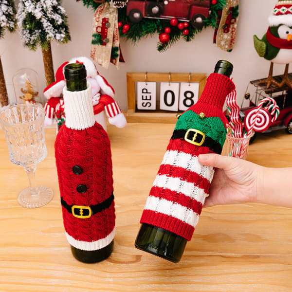 1. juledesign strikket vinflaskedeksel Julgave A