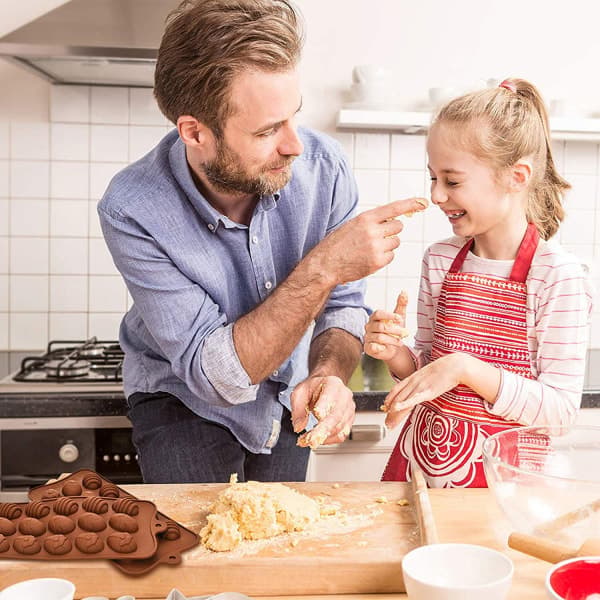 IC NOE 2 kpl 15 Lokeron Silikoninen Suklaamuotit