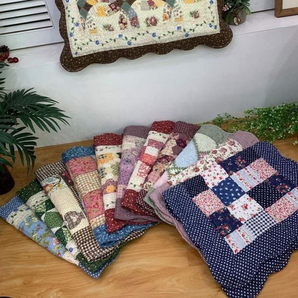 IC 2-osainen Boho-tyylinen puuvillapehmustettu sängynpäätytyynyn peite Kukallinen painettu Patchwork-tyynyn peite Setti, vakiokoko (510 punainen, 20\"x28\")