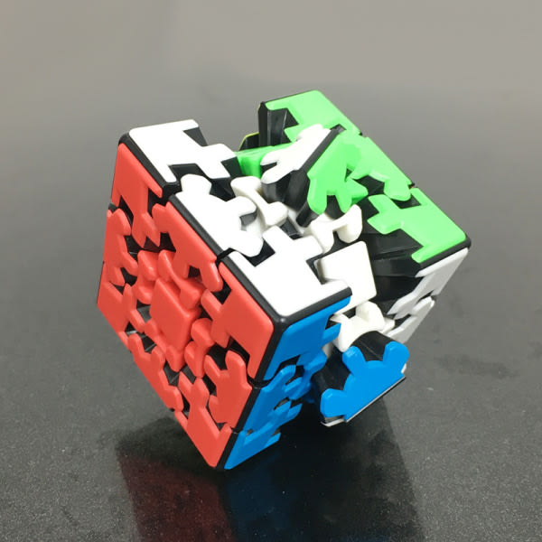 IC 3x3 Gear Cube Original Klistremerkefri Glatt og Gear Mekanisme Pe Flerfarget én størrelse