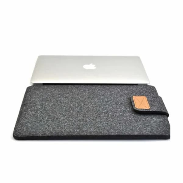 14\" Black Laptop Sleeve in Wool with Velcro Closure black black