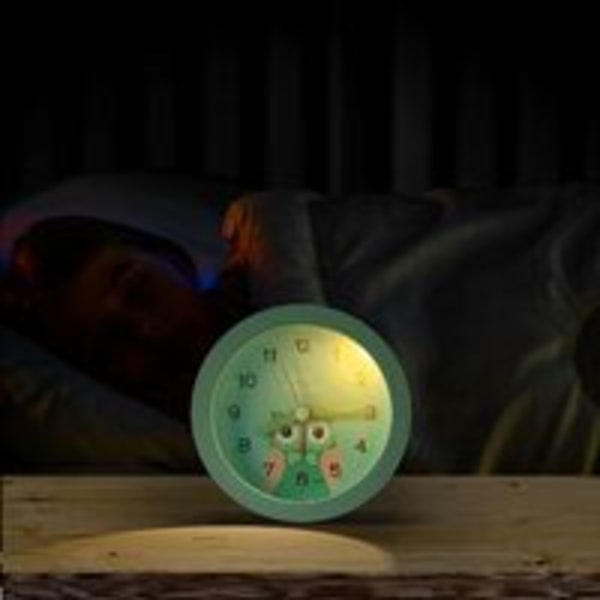 IC Barnväckarklocka, Triumph icke-tickande väckarklocka med nattljus Bärbar batteridreven reseväckarklocka Sovrumsväckarklocka（grøn）