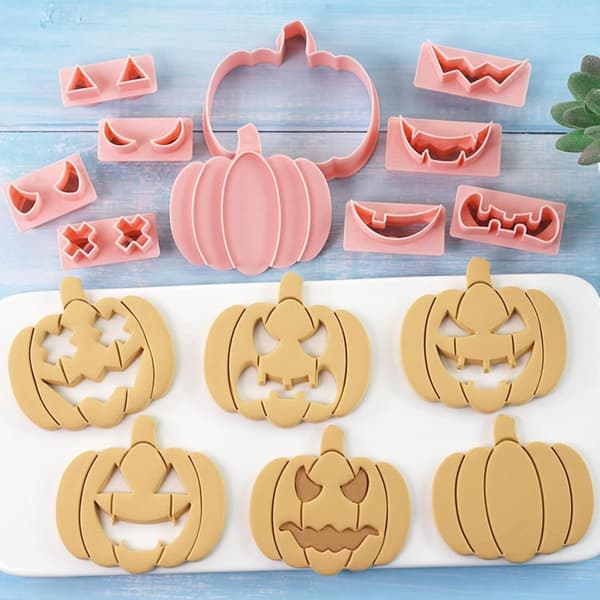 Halloween kakformset, PP-plast pumpa ansiktsformar med 8 ögon- och 8 munformer, för kakor och Halloweenfester, rosa