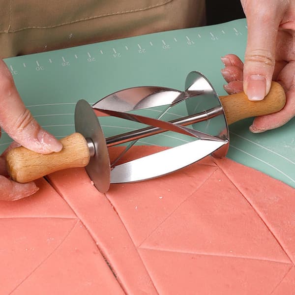 1 - stk - Croissantrull - Croissantkutter - rustfritt - stål - Deigkutter - Brødkutter - Høy kvalitet