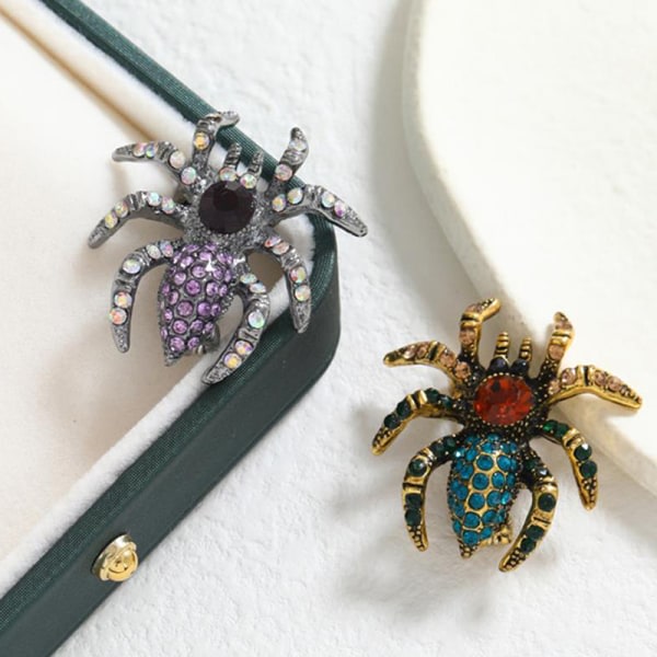 IC Retro Rhinestone Spindel Brosch Nål Kreativ Insekt Broscher Lila