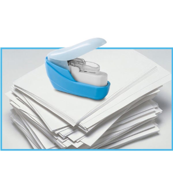 IC Blå Mini Safe Häftapparat Käsittelyssä Häftämätön Häftäkone Kapasiteetti 4 Arkia Ilman Häftäkkeitä Paperille Sidonta Koulu Toimisto Koti Tarvikkeet