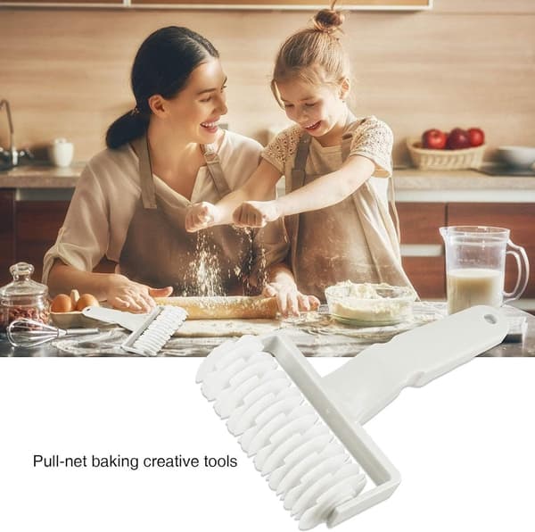 Deigrullekuttersett, 2-delt plastgitterkuttere med sklisikre håndtak for baking, hvit, 19,5 x 12 cm