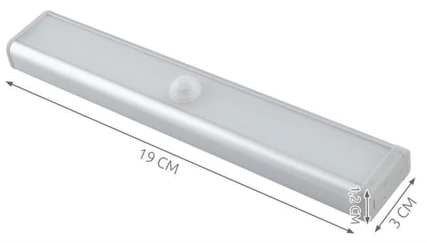 Batteridriven LED-lampa med rörelsesensor silver