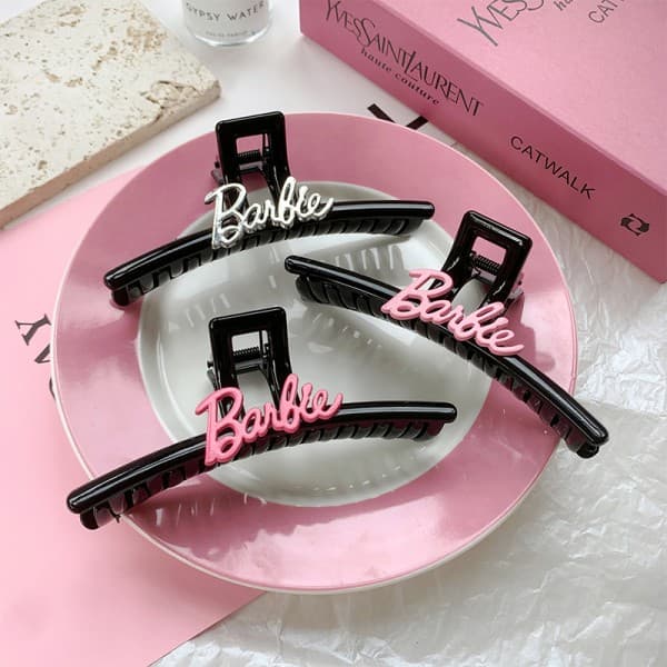 IC Minimalistisk Barbie Brev Hårklemme Dame Mode Hårklo Sha A4