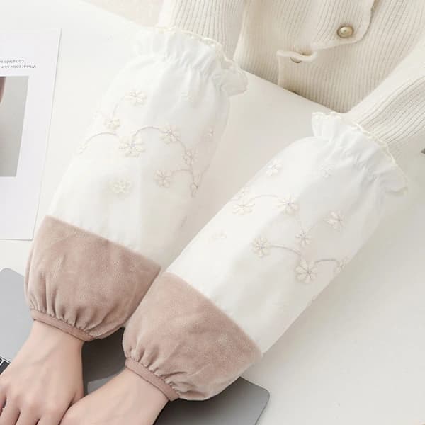 Efterårs- og vinterblonde patchwork fløjlsærmer til kvinder, nye stil beskyttelsesærmer, arbejdsærmer, søde og smudsafvisende ærmer hvid white