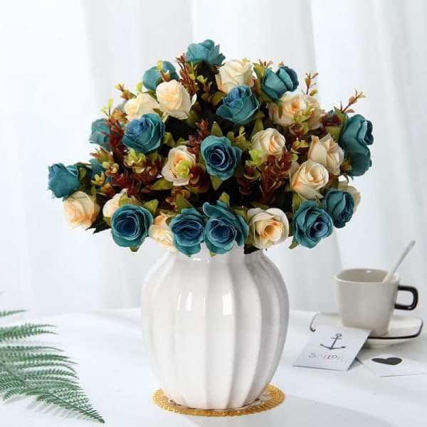 IC Kunstige rosenbuketter i keramik