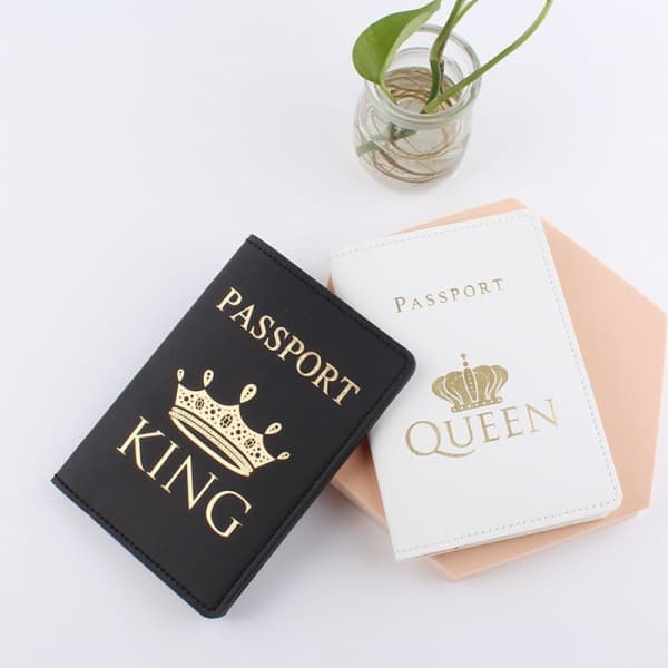 IC Elskerpar Passomslag Varmstempling \"KING&QUEEN\" Kvinner Menn Svart