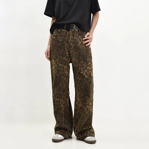 Brune leopardjeans - Damejeans med vide ben - Leopardmønster leopardtrykk leopardprint M leopard print M