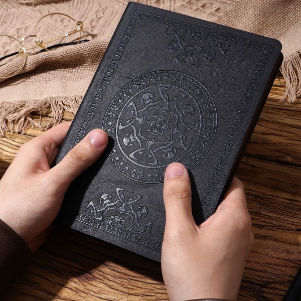 IC Vintage Omslag för Män Mjuk Pärm 256 Fodrade Sidor Notebook 180 Lägg Platt för att Skriva Resedagbok, 5,7'' X 8,3'', Svart