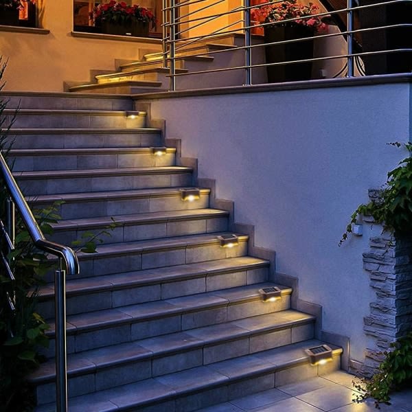IC Vandtæt Solcelledrevet Lys, Solpanellys, Trappelys, IP65 LED-Solhavelys (Varmt Lys-Sort, 12 stk)