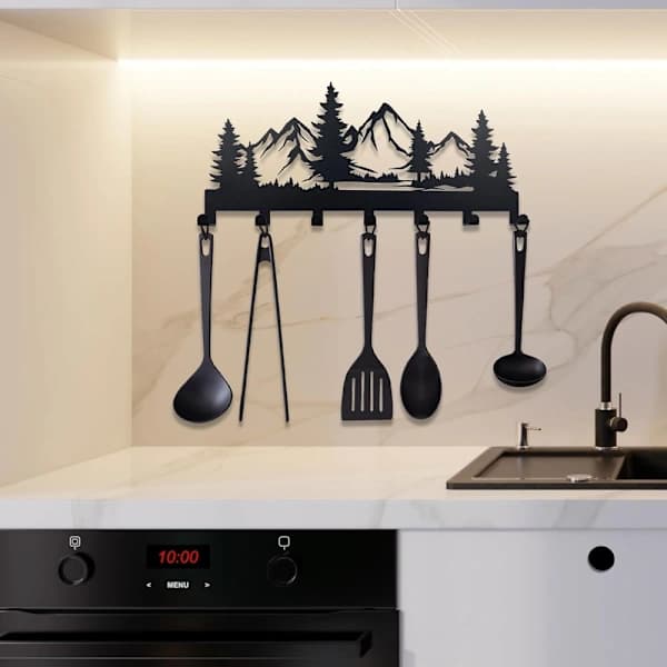 Metal Wall Mounted Key Holder with 7 Hooks, Organizer Shelf for Entryway
