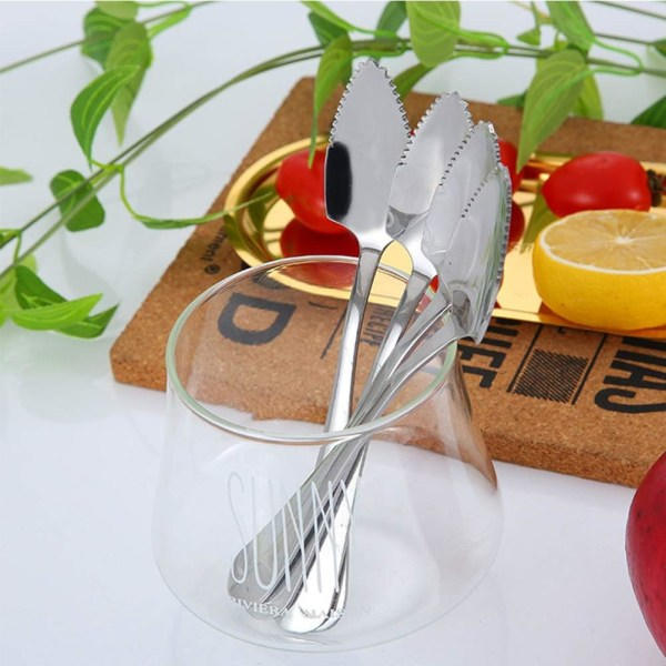 IC Set med 4 grapefruktskedar i rostfritt stål med vågigt blad Silver