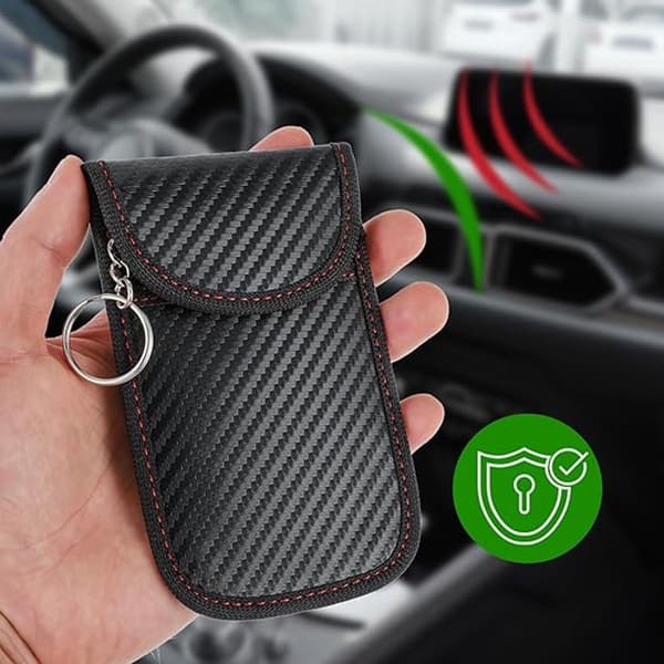 2-pak bilnøgle Faraday-poser, RFID-signalblokerende kulfiber nøglefob-beskyttere til nøglefri biler, sort, 3,15 x 5,12 tommer