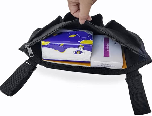 Rullstolssidoförvaringsväska med blixtlåsficka och reflexband för rullstolar, elrullstolar, barnvagnar, svart