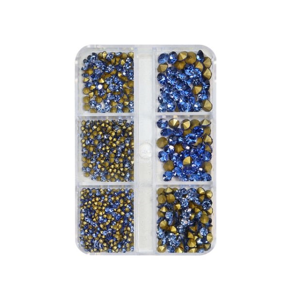 IC 10-box med 6 fack med nagelsmycken i strass