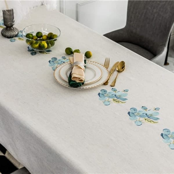 IC Broderad blommig bordsduk rektangulär duköverdrag för kök, fest, semester, jul, buffé (blå, 53\"x39\")