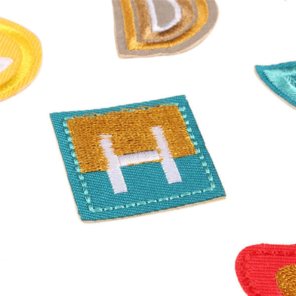 IC 26ST/ Set Broderade Bokstäver Stryk På Sy På Patchar Badge Fabri
