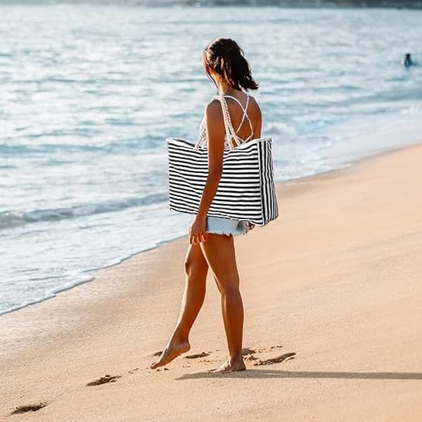 Water-resistant beach bag with large capacity - black and white stripes 55*38*15cm - with two side pockets - beach bag