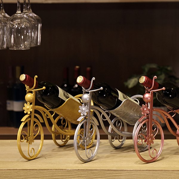Vintage cykelformad vinhållare Smidesjärn Trehjuling cykel vinflaskställ Sort