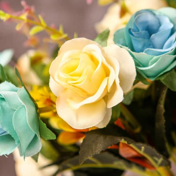 IC Kunstige rosenbuketter i keramik