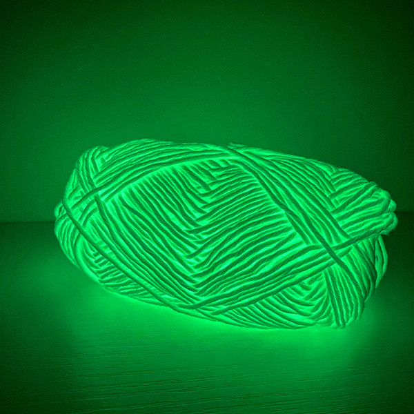 Funktionelt Glow Polyester Lysende Chunky Garn 2mm Mørkegrøn