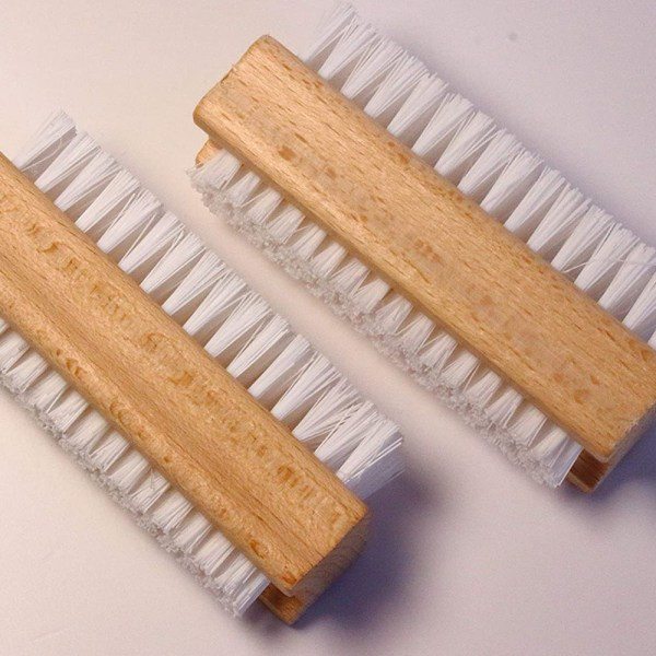 2 kpl bambu kynsiharja, kaksisivuinen kiinteä luonnonpuinen sisal-harja varpaille ja kynsiin, kynsiharjan puhdistus