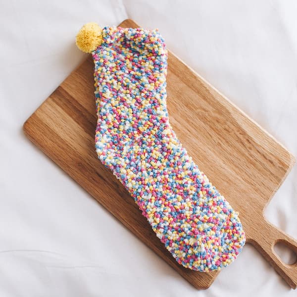 DIY Presentstrumpor för kvinnor, 3 par (grå, gul, rosa), plyschiga vintertofflor med presentförpackning