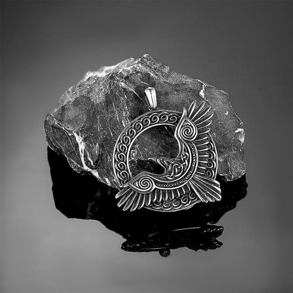 Män S Vintage Punk nordisk mytologi Flying Eagle Hänge Halsband Celtic Knot Vegvisir Slavic Rune Amulett Smycken Gold