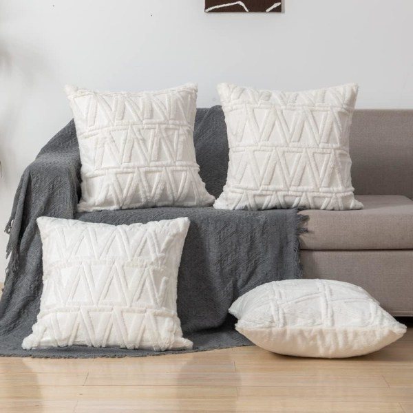 IC Dekorative putetrekk 18x18 sett med 4 for sofa, myk imitert kort ull fløyel Boho putetrekk for stueinnredning, hvit