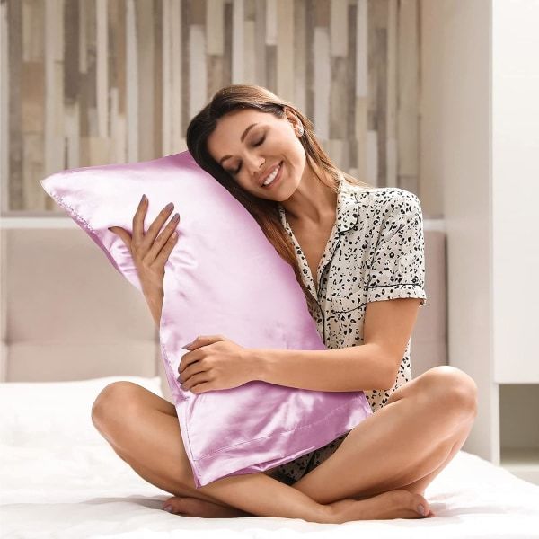 IC Satinsilk tyynyliina hiuksille ja iholle, vaaleanpunainen tyynyliina Standard-koko 2-pakkauksessa, superpehmeä kuori kirjekuorilukolla (20x40 tuumaa)