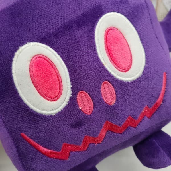 IC Big Games Cat Doll Pet Simulator x Square Bat Plyschkudde (1 förpackning)