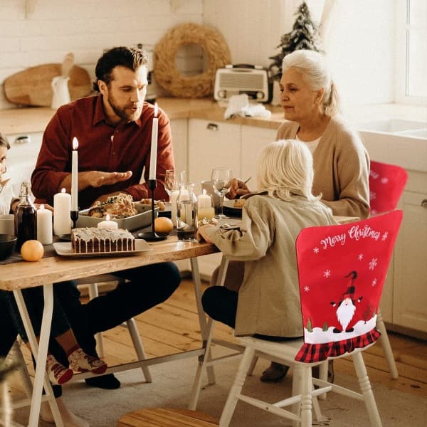 IC 2 st julstolsöverdrag Röd Julstolsöverdrag