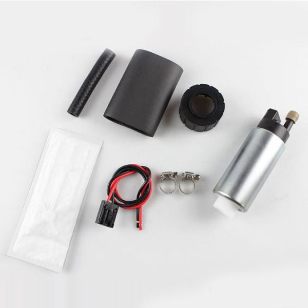 IC Reservdelar Bil Tuning Termostatslang för Ford Powerstroke 7.3L 99-03 silver