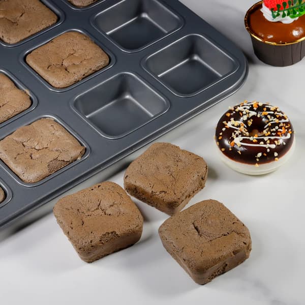 2-pack 12-håls brownie- och muffinsformar, non-stick bakformar i kolstål för minikakor, brownies, bröd och desserter, grå
