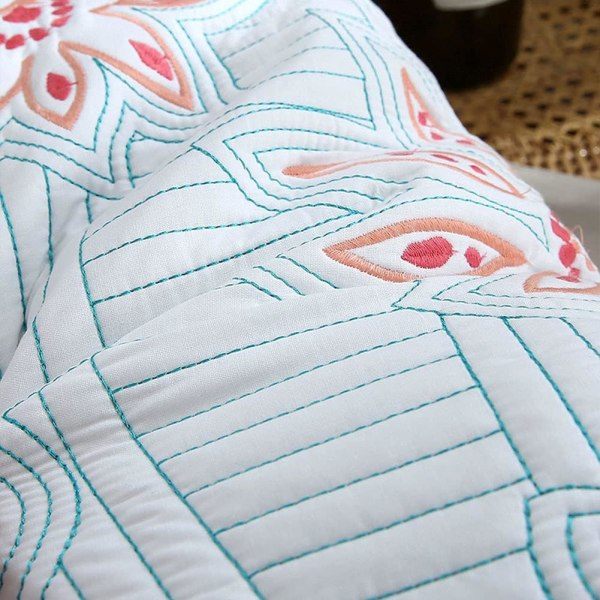 IC Bohemian Broderet Bomuld Quilt Cover Blomstermønster Superblødt Behageligt Suqare Case til Sovesofa (Rød Blomst, 18\"x18\")