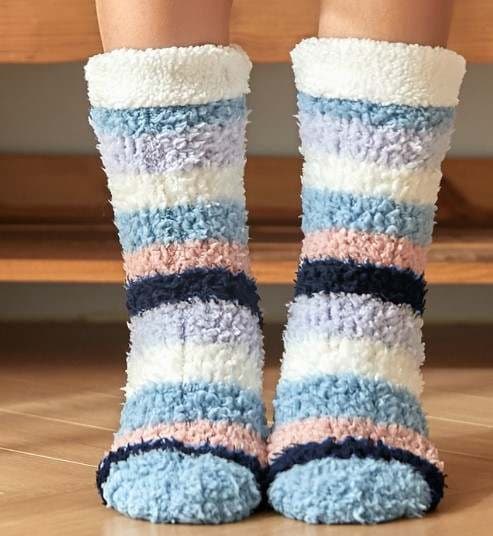 3 par Mukavat ja lämpimät sukat - Raidallinen ja liukastumattomat - FLUFFIGA