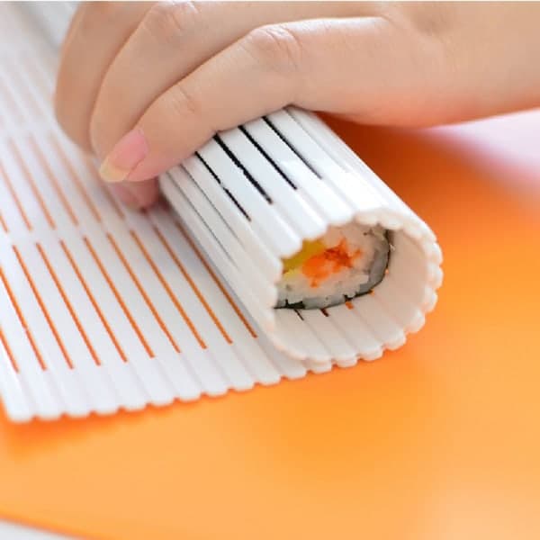 IC Ny Praktisk Sushi Rulle Plast Material Mat Maker Kök Diy