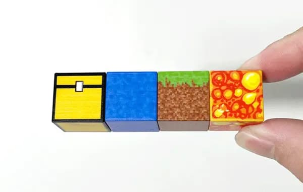 Minecraft Magnetiske Byggeklodser Sæt med 150 Dele og 4 Figurer til Børn Cloudside Cottage Scene Cloudside Cottage