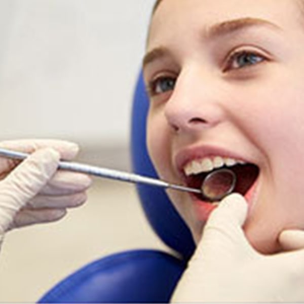 IC Professionella dentala verktyg hundtänder -tand scalers och skrapor