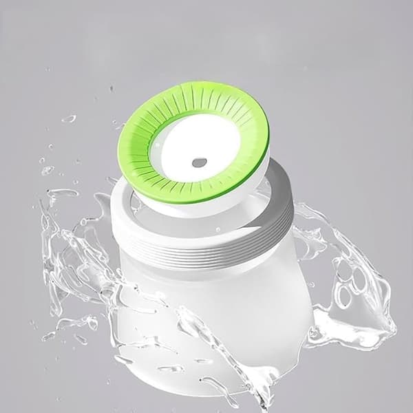 Vandskål til kæledyr med flydende skive, spildresistent design til langsom drikning, BPA-fri ABS, til hunde og katte, grøn, 600 ml