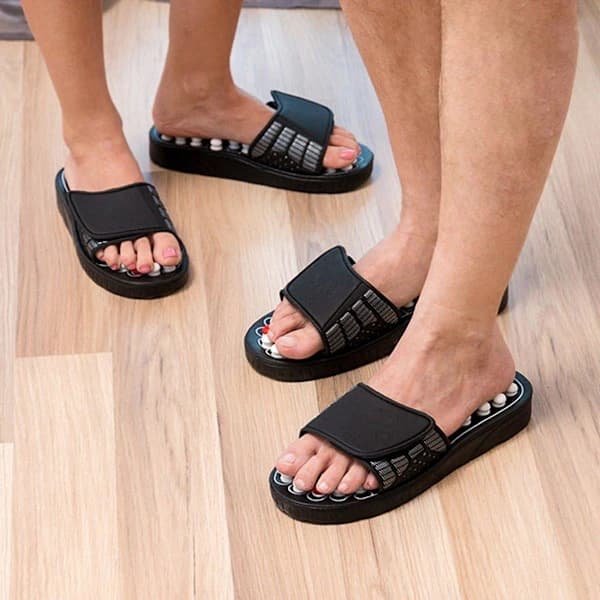 Acupuncture Slippers with 41 Acupressure Points - M Black M M M