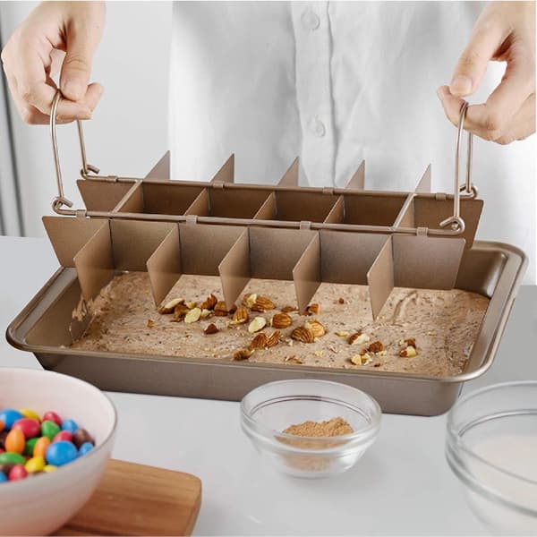 5 - cm - Brownieform - med - skillevæg - Rektangulær - bageform - non-stick - belægning - brownies - chokolade - Champagne - Guld