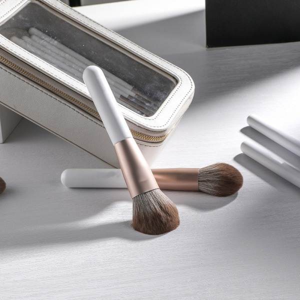 Cosmetic Brush Set 18 Pieces, Makeup Brushes and Storage Boxes